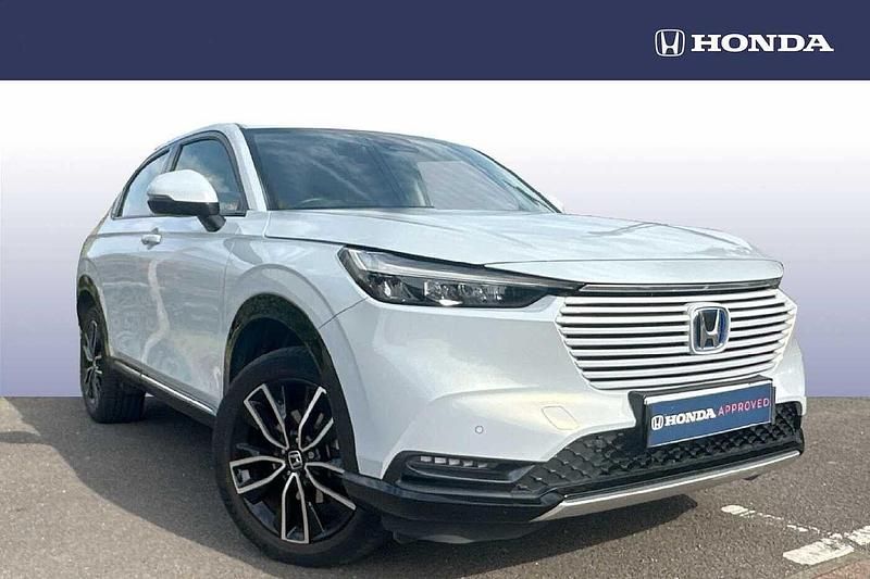 White Used 2023 Honda HR-V Advance SUV | £24,995 (Fair price) - Image 1/4