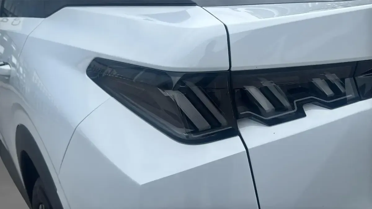 Used Peugeot 3008 Allure 134 HP (98 kW) 2025 White SUV