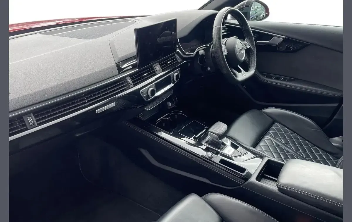 Usado Audi S4 Black Edition 347 CV (255 kW) 2020 Rojo Familiar