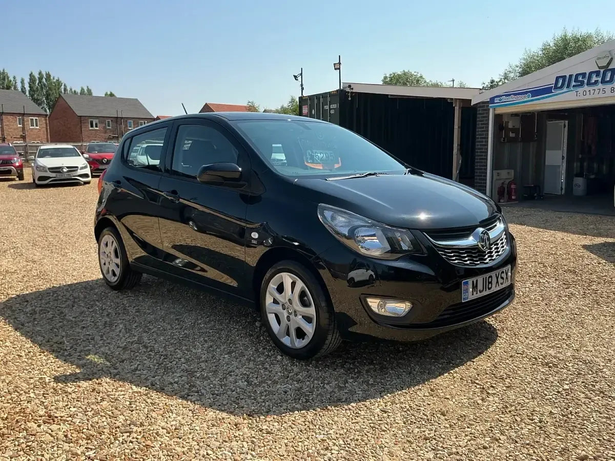 Used Vauxhall Viva 75 HP (55 kW) 2018 Black Hatchback