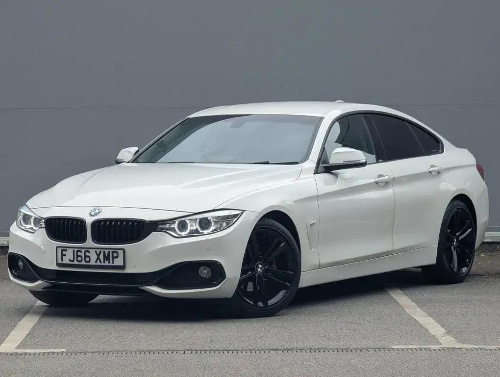 Used BMW 420 Sport Line 2016 White Hatchback