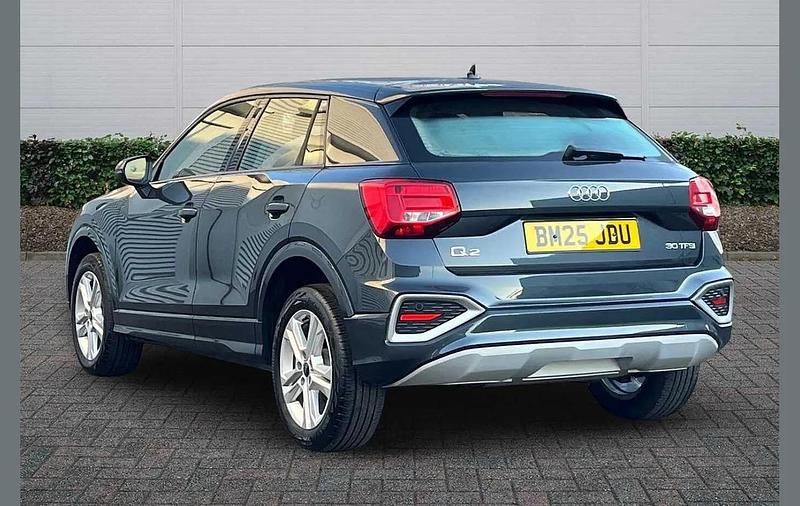 Used Audi Q2 Sport 113 HP (83 kW) 2025 Grey SUV