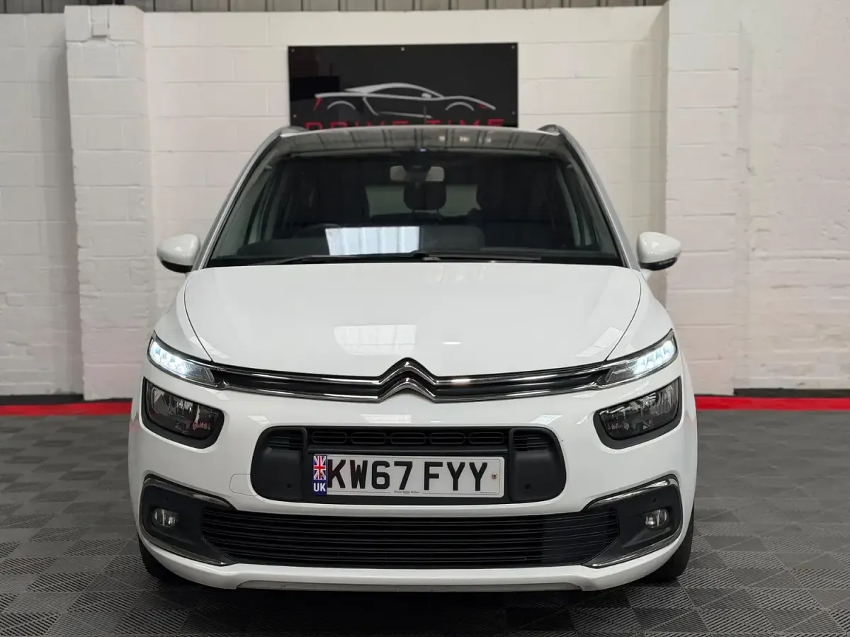 Used Citroën Grand C4 Picasso Feel 2017 White MPV