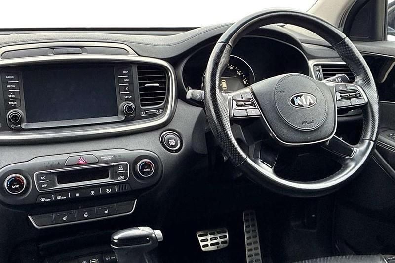 Used Kia Sorento GT-Line 200 HP (147 kW) 2019 Black SUV