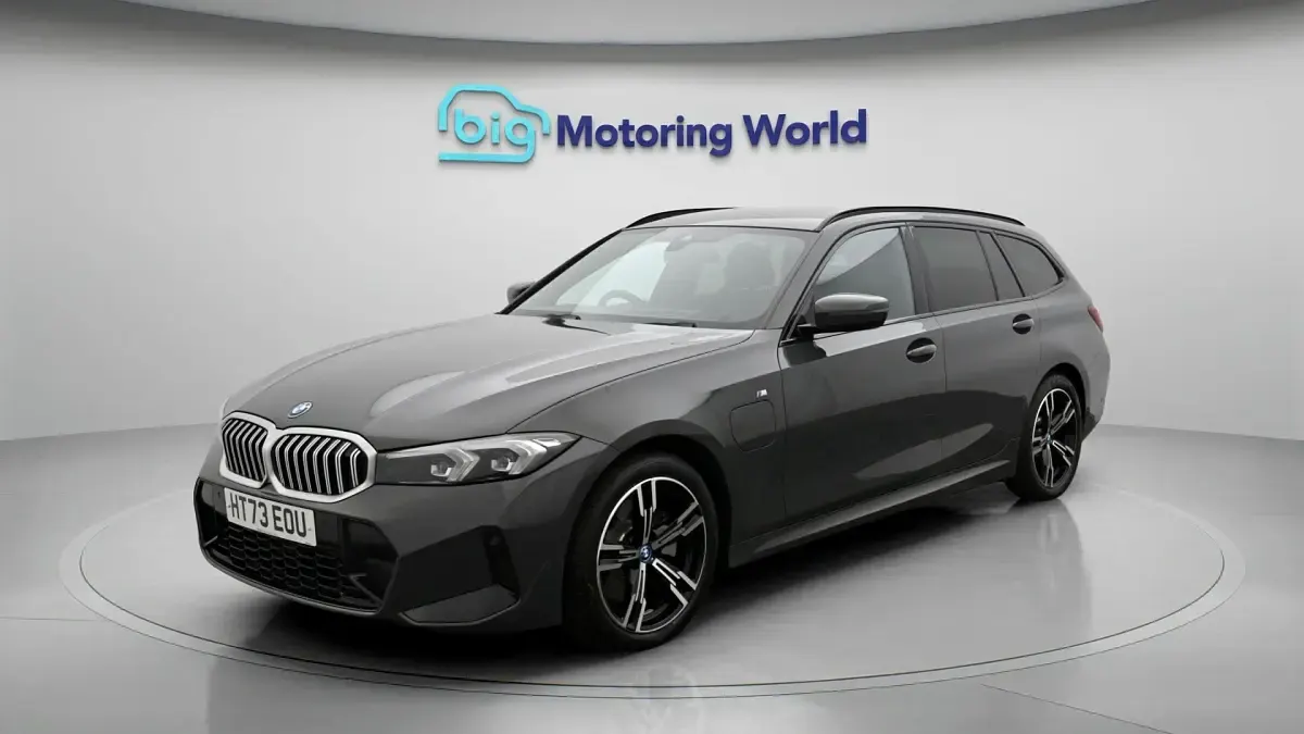 Used BMW 330 M Sport 288 HP (211 kW) 2024 Estate