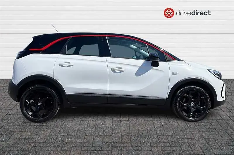 Used Vauxhall Crossland S 110 HP (80 kW) 2023 White SUV