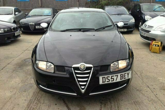 Begagnad Alfa Romeo GT 150 HK (110 kW) 2007 Sportkupé
