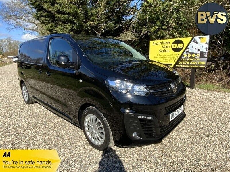 Black Used 2023 Vauxhall Vivaro S Van | £15,950 (Good price) - Image 1/4