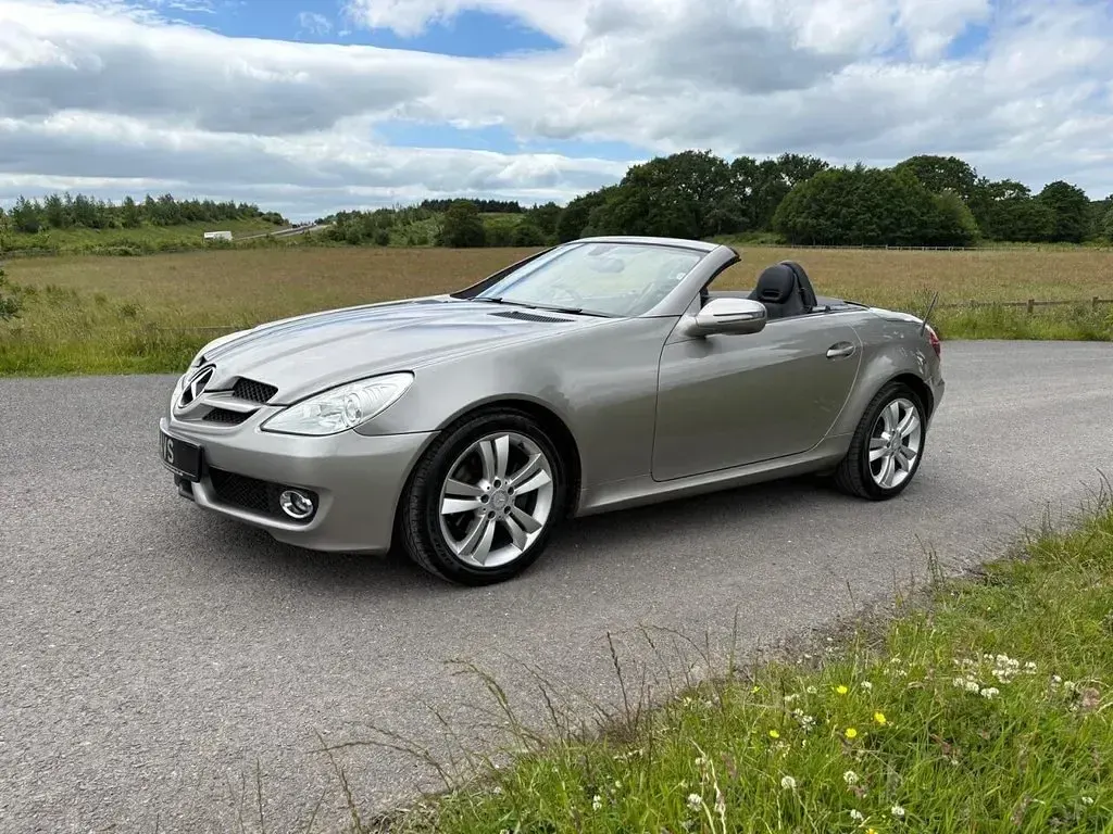 Used Mercedes SLK280 231 HP (169 kW) 2009 Cubanite silver Cabriolet