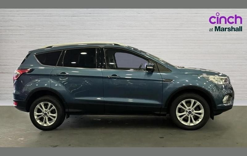 Used Ford Kuga Titanium 120 HP (88 kW) 2018 Blue SUV