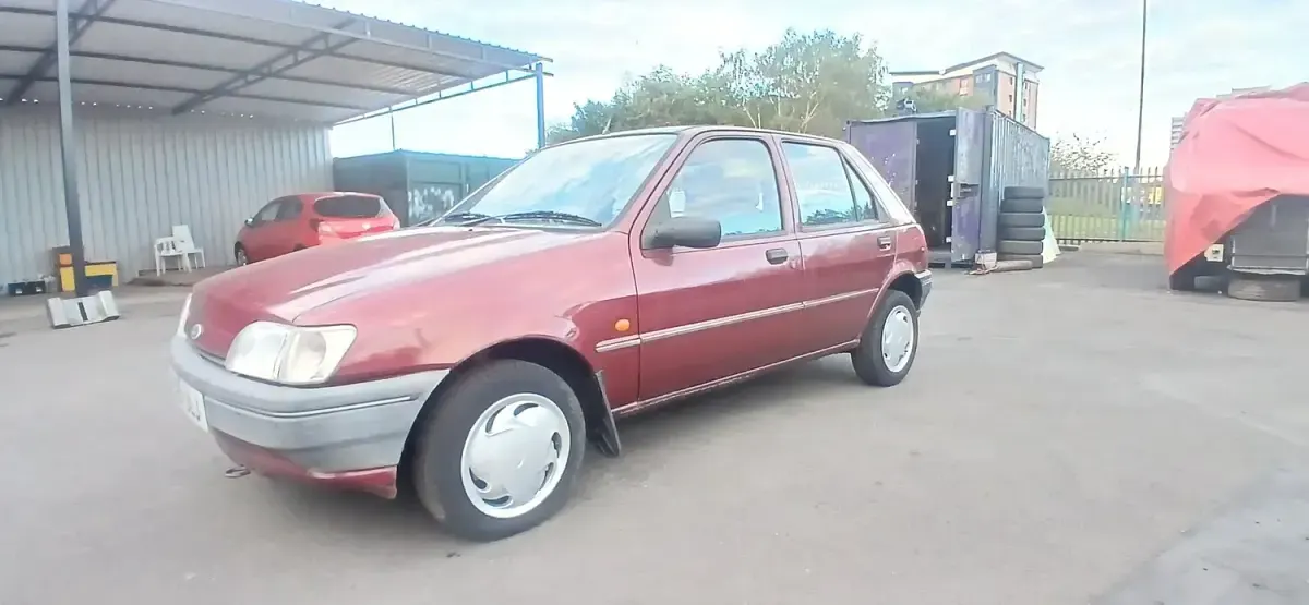 Used Ford Fiesta 1994 Red Hatchback