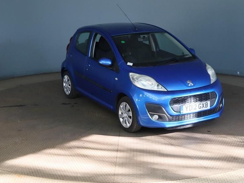 Blue Used 2012 Peugeot 107 Active Hatchback | £1,990 (Fair price) - Image 1/4