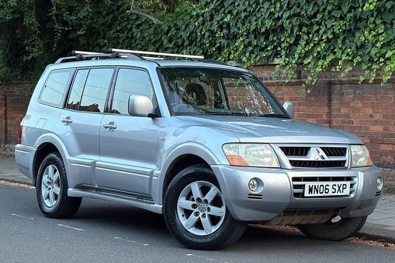 Silver Used 2006 Mitsubishi Shogun Elegance SUV | £3,995 (Super price) - Image 1/1