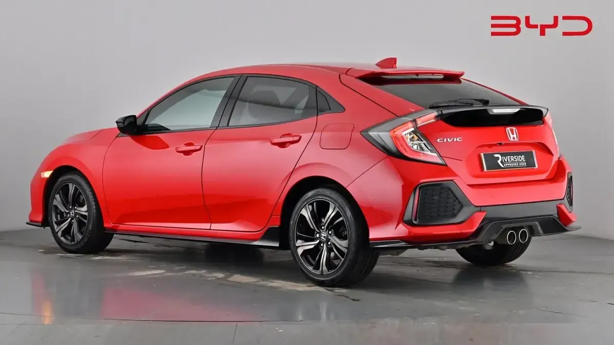 Used Honda Civic Sport 182 HP (133 kW) 2018 Rallye red Hatchback