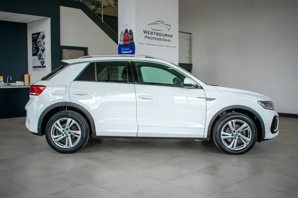 Used VW T-Roc R-line 150 HP (110 kW) 2023 White SUV