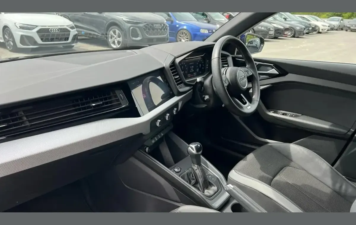 Used Audi A1 S-Line 108 HP (79 kW) 2024 Blue SUV