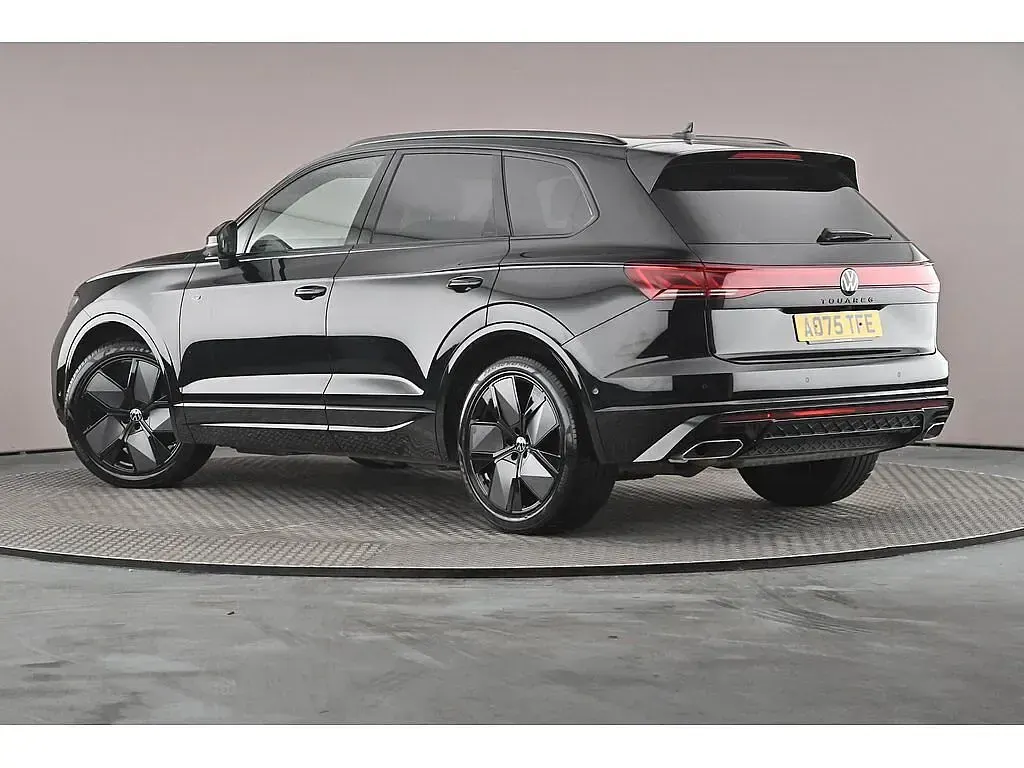Used VW Touareg 286 HP (210 kW) 2026 SUV