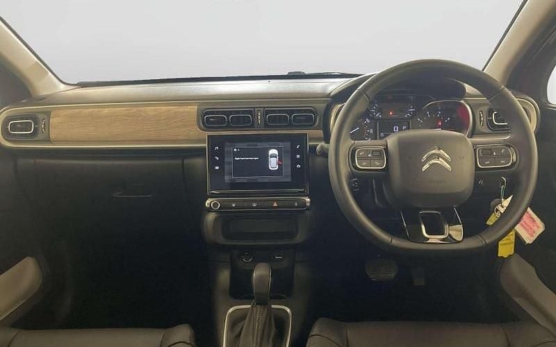 Used Citroën C3 PureTech 110 HP (80 kW) 2024 Red Hatchback