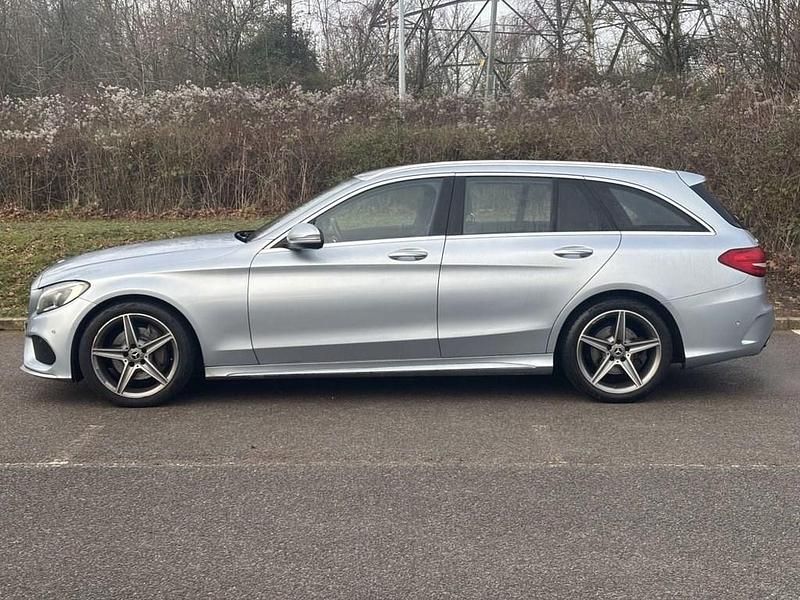 Begagnad Mercedes C220 AMG line 170 HK (125 kW) 2017 Silver Kombi
