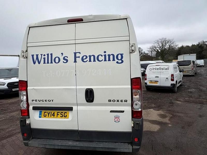 Second-hand Peugeot Boxer 130 CP (95 kW) 2014 Alb Van