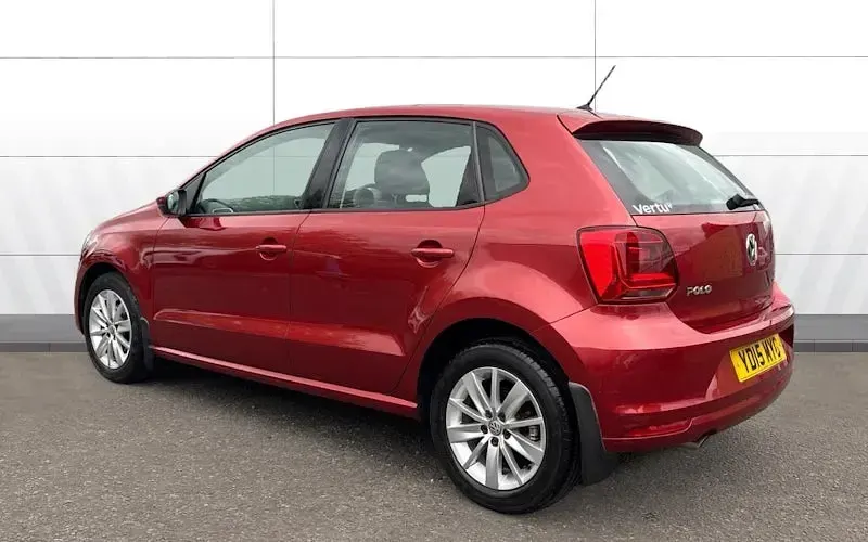 Used VW Polo SE 90 HP (66 kW) 2015 Hatchback
