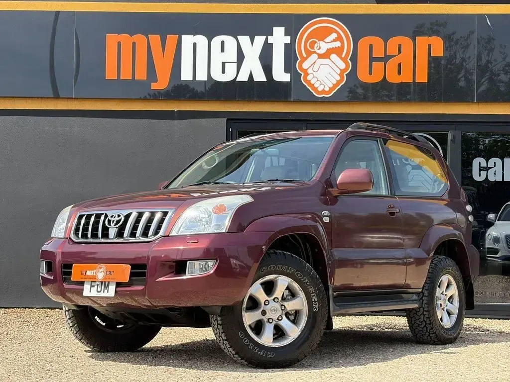 Used Toyota Land Cruiser 164 HP (120 kW) 2005 Red SUV