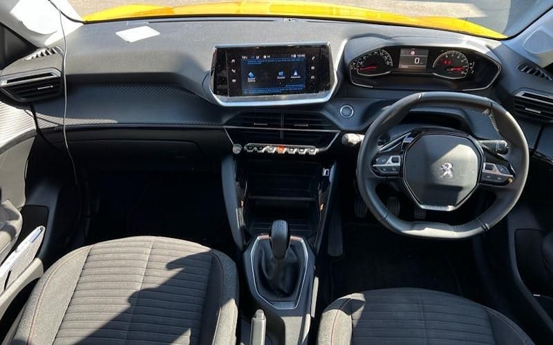 Used Peugeot 208 Active+ 75 HP (55 kW) 2022 Yellow Hatchback