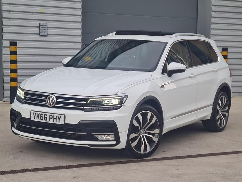 Used VW Tiguan R-line 190 HP (139 kW) 2016 White SUV