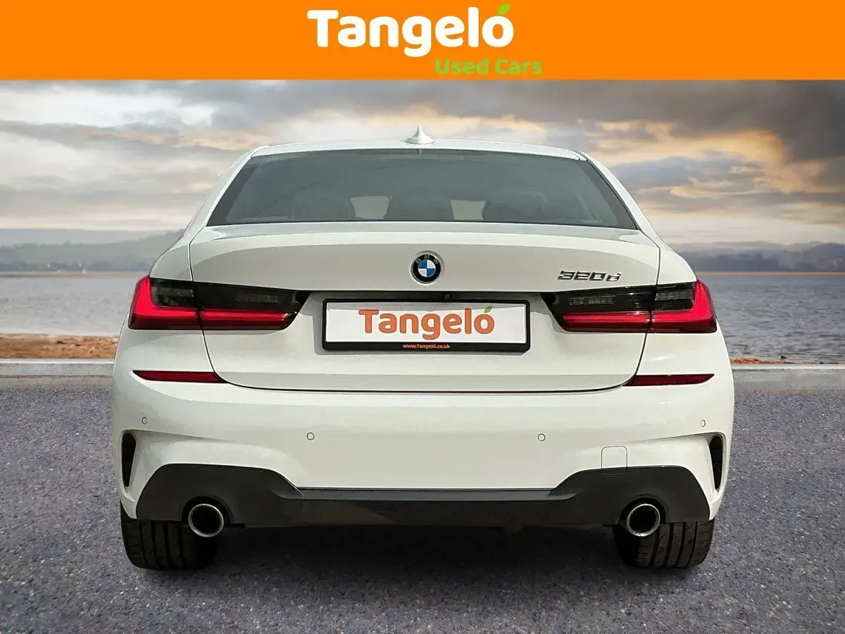 Begagnad BMW 320 M Sport 190 HK (139 kW) 2020 Vit Sedan