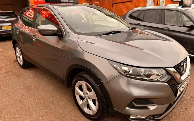 Used Nissan Qashqai Acenta Premium 140 HP (102 kW) 2019 Grey SUV