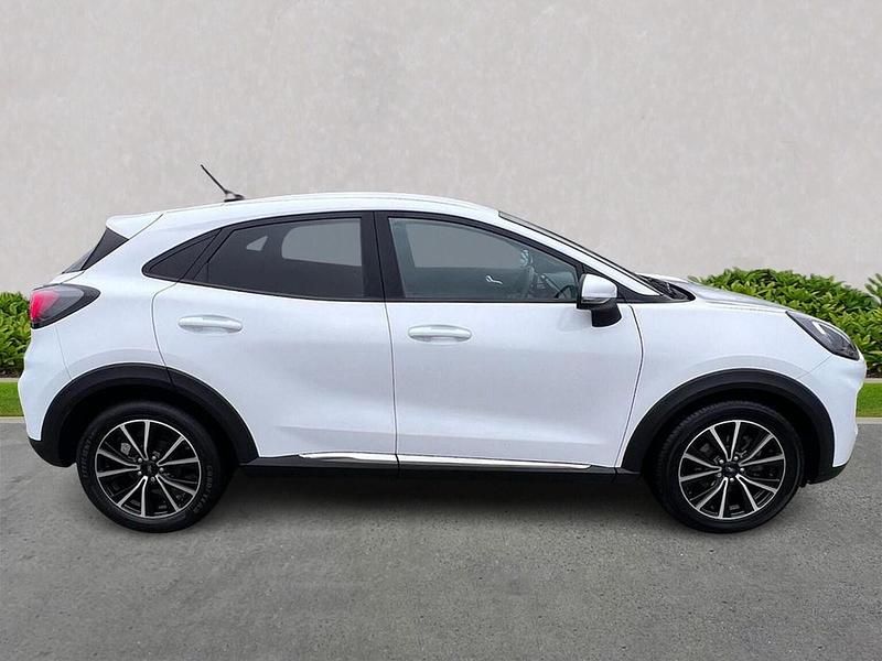 Used Ford Puma Titanium 125 HP (91 kW) 2020 White SUV
