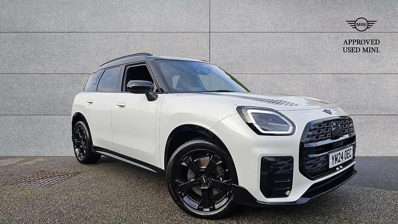 White Used 2024 Mini Countryman SUV | £30,250 (Fair price) - Image 1/4