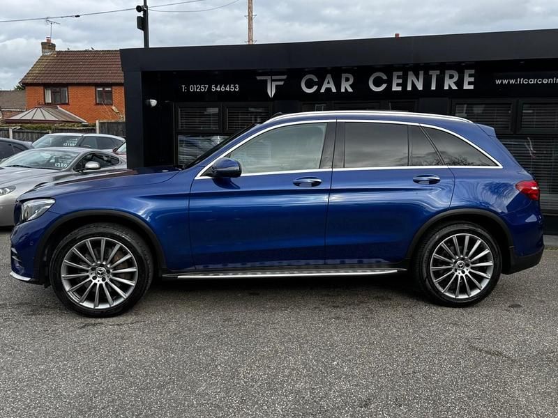 Used Mercedes GLC250 AMG Line Premium 204 HP (150 kW) 2018 Blue Estate