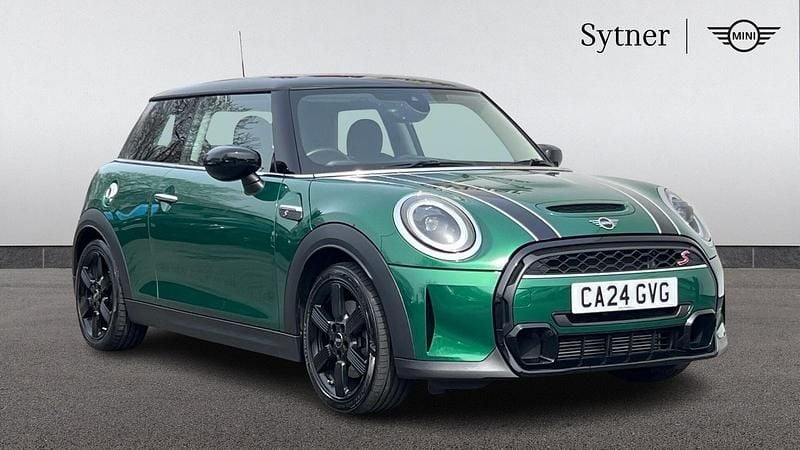 Used Mini Cooper S Classic 176 HP (129 kW) 2024 Green Hatchback