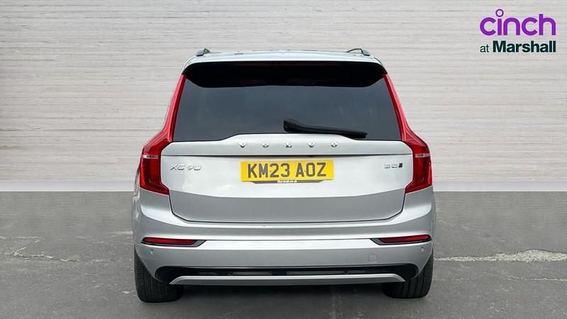 Gebraucht Volvo XC90 Ultimate 250 PS (183 kW) 2023 Silber SUV