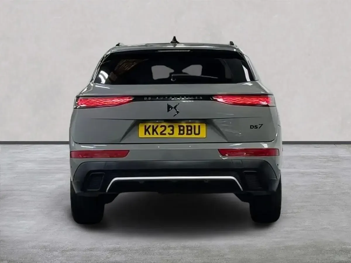 Used DS Automobiles DS7 Crossback Performance Line Plus 130 HP (95 kW) 2023 Grey SUV