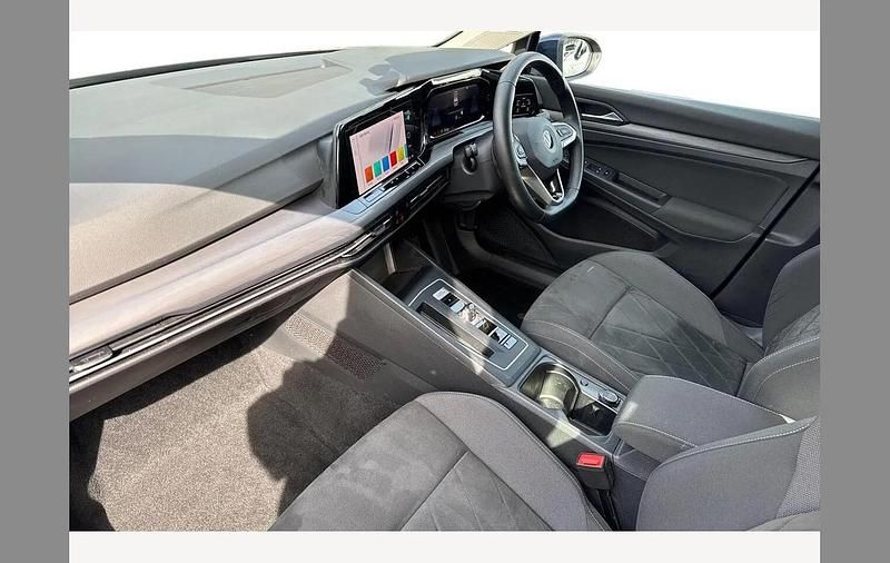 Used VW Golf VIII Style 147 HP (108 kW) 2020 Blue Hatchback