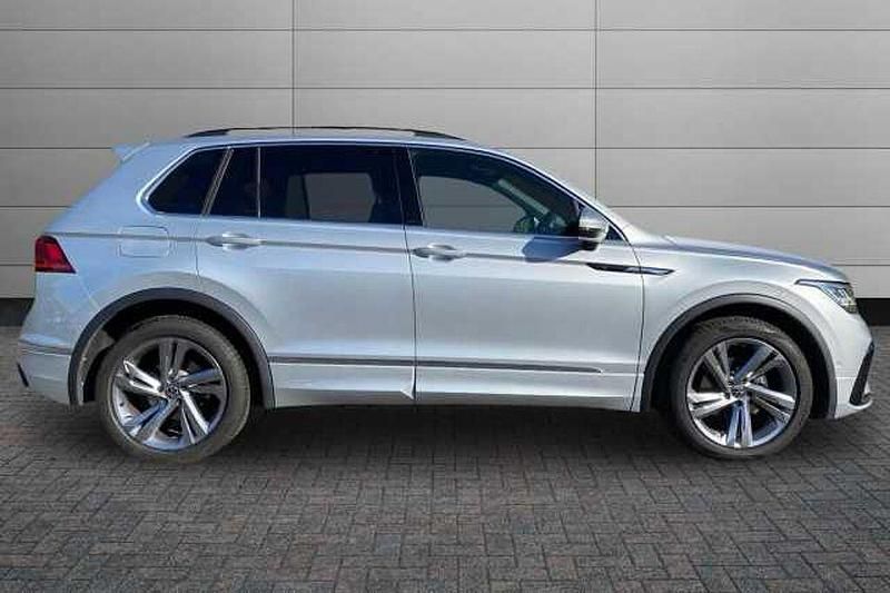 Used VW Tiguan R-line Edition 150 HP (110 kW) 2024 Silver SUV