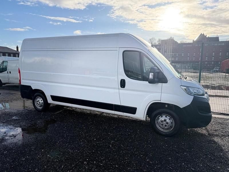 Used Citroën Relay 140 HP (102 kW) 2023 White Van