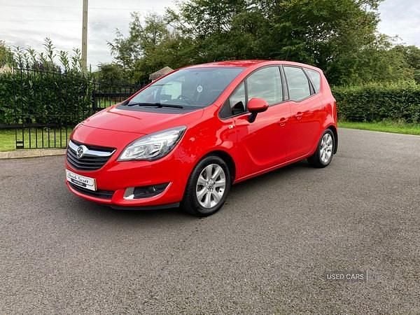 Red Used 2016 Vauxhall Meriva MPV | £3,950 (Fair price) - Image 1/4