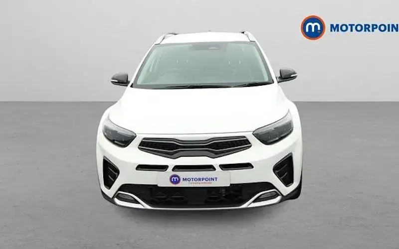 Used Kia Stonic GT-Line 120 HP (88 kW) 2023 White SUV