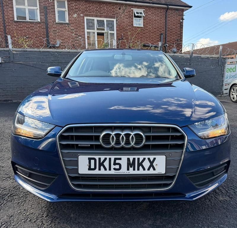 Used Audi A4 177 HP (130 kW) 2015 Blue Sedan