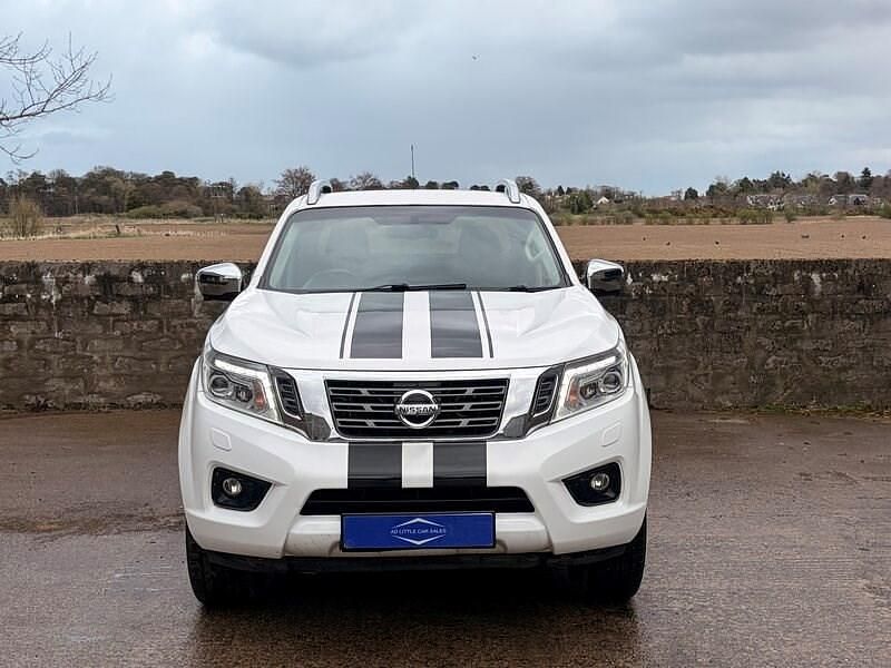 Gebraucht Nissan Navara Tekna 190 PS (139 kW) 2016 Weiß Pickup