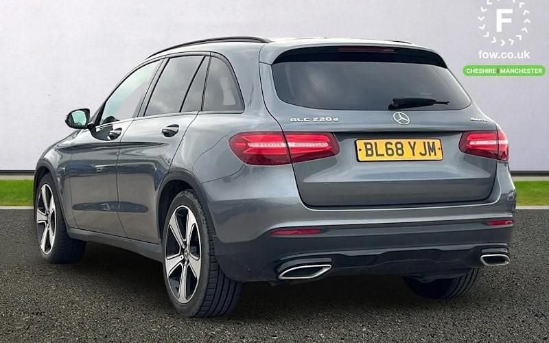 Used Mercedes GLC220 Urban 170 HP (125 kW) 2019 Grey Estate