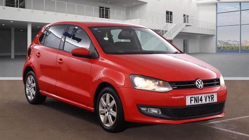 Used VW Polo Edition 60 HP (44 kW) 2014 Red Hatchback