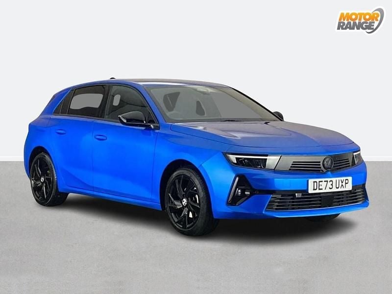 Blue Used 2023 Vauxhall Astra Hatchback | £17,295 (Fair price) - Image 1/4