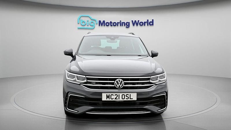 Used VW Tiguan R-line 148 HP (108 kW) 2021 Grey SUV