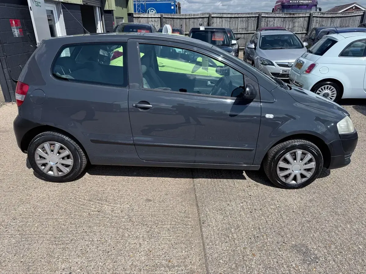Used VW Fox 55 HP (40 kW) 2010 Grey Hatchback