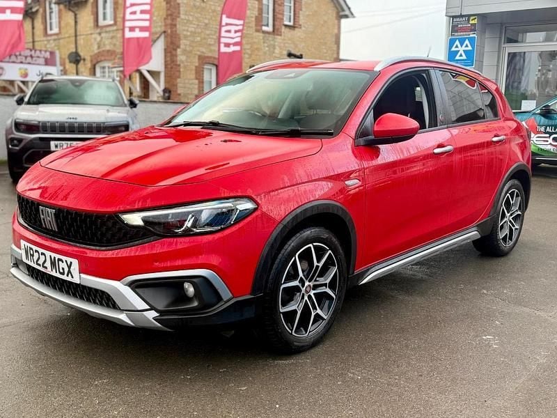 Used Fiat Tipo Red 100 HP (73 kW) 2022 Red Hatchback