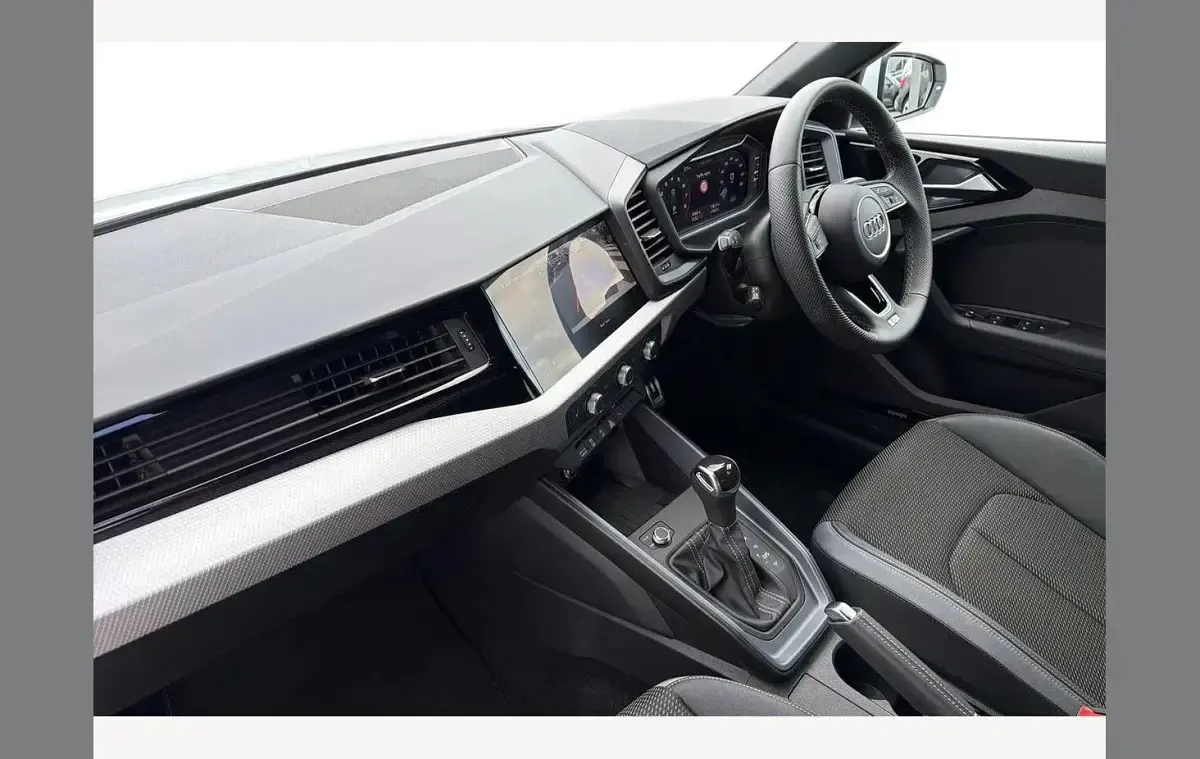 Used Audi A1 S-Line 116 HP (85 kW) 2025 White SUV
